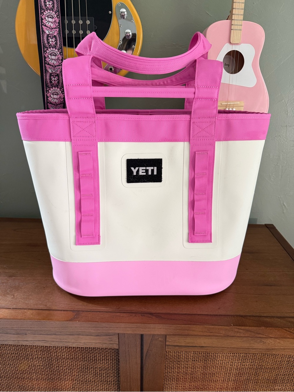 Yeti Camino 35L Pink and White Camino Carryall Tote - Picture 2 of 3